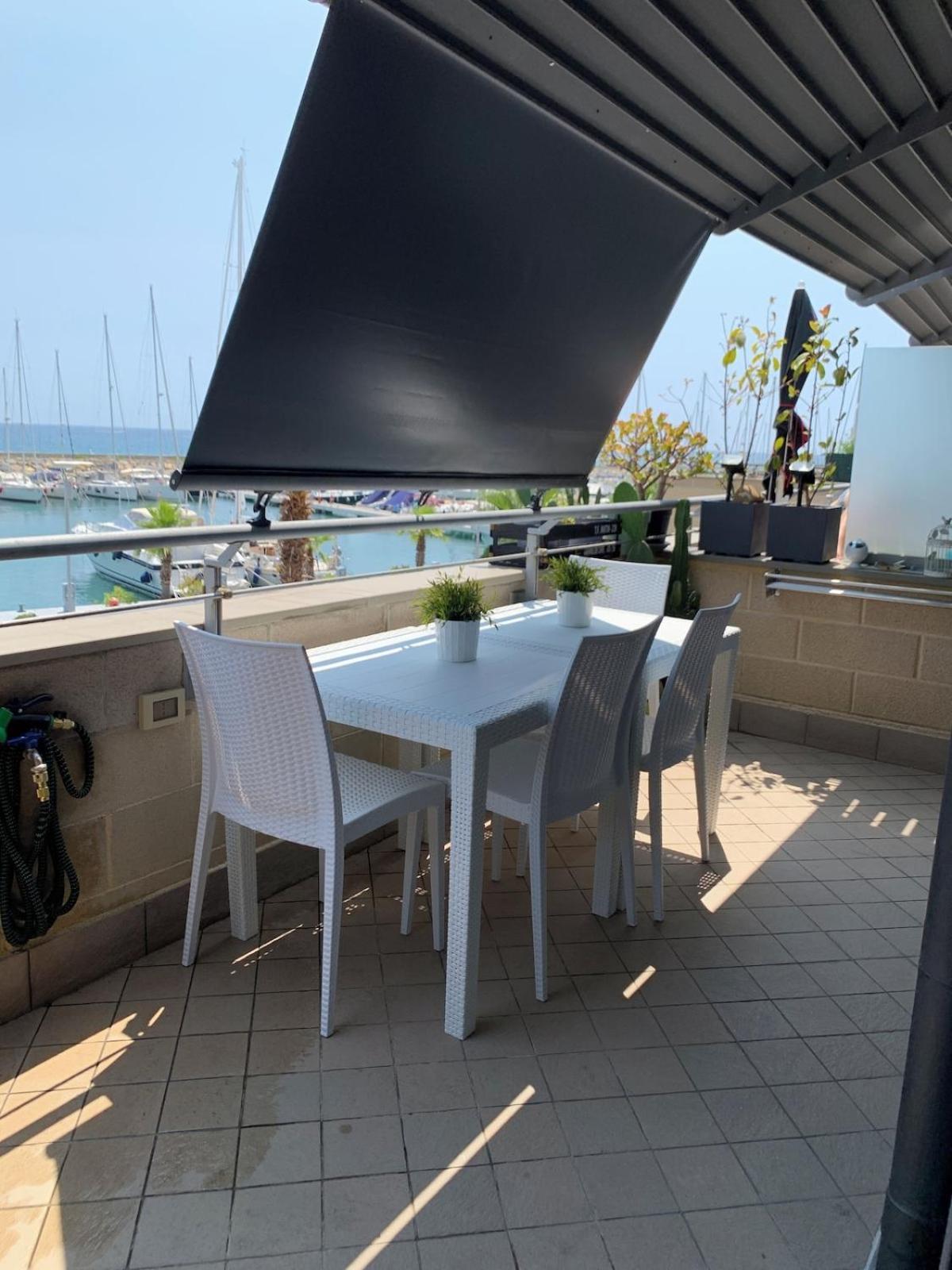 Luxury Apartment Сан Лоренцо ал Маре Екстериор снимка